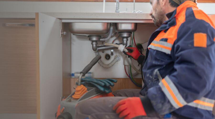 Commercial Slab Leak Plumbing in South Roxana, IL